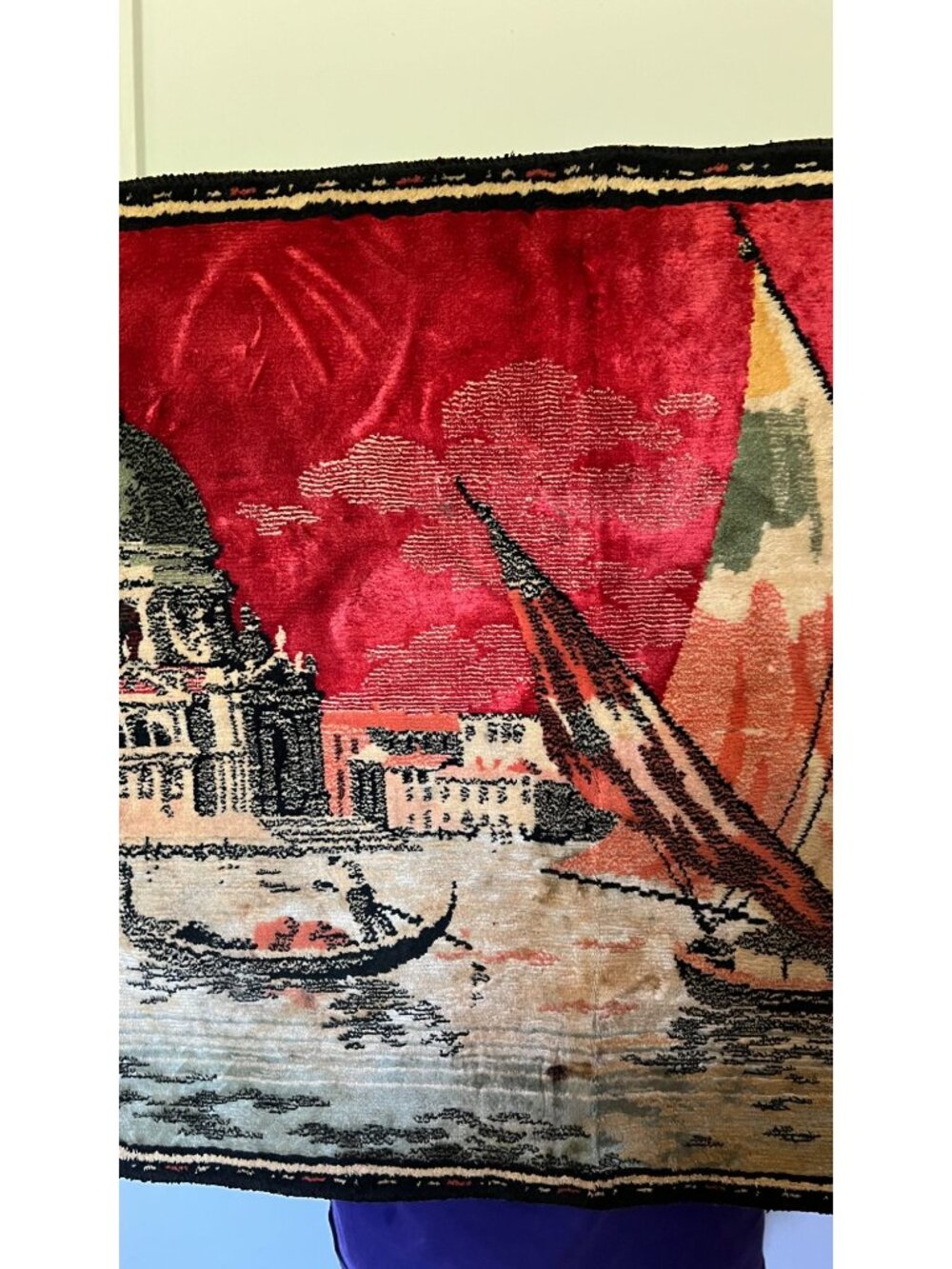 Venice-Inspired Vintage Woven Wall Tapestry With Bold Vibrant Colors - Picture 4 of 6